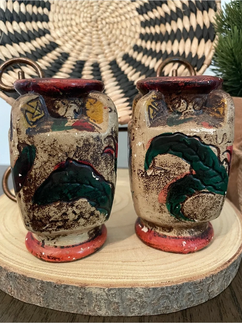Japan pair hand